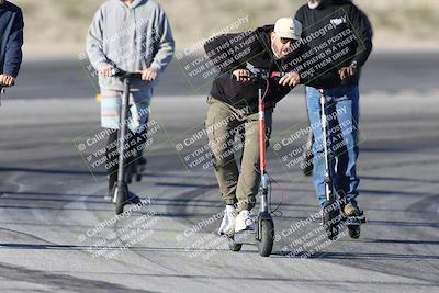 media/Jan-15-2026-Racers Edge (Thu) [[dfebeb70ab]]/1-Around the Pits-Track Walk/